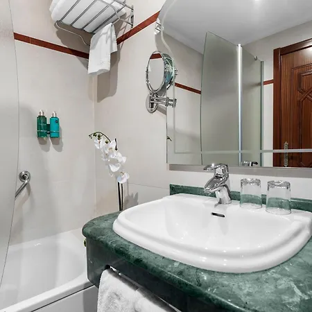 Boutique Almenas Otel Granada