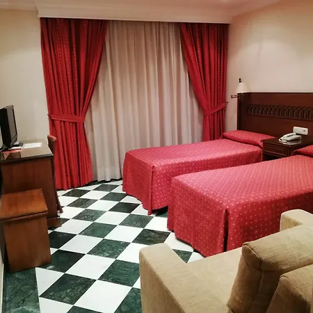 Boutique Almenas By Maxi Hotel