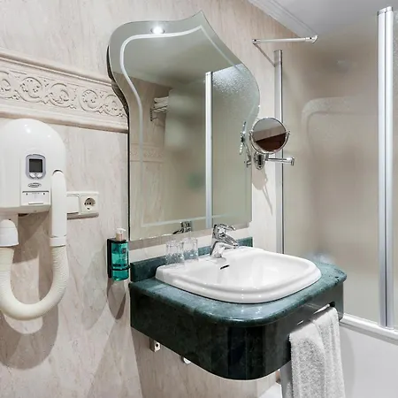 Boutique Almenas Hotel 3*