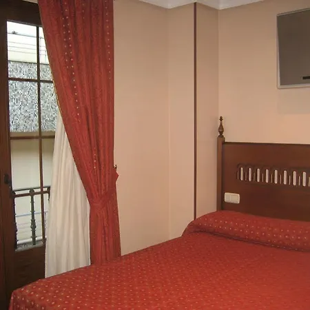 Hotel Boutique Almenas 3*