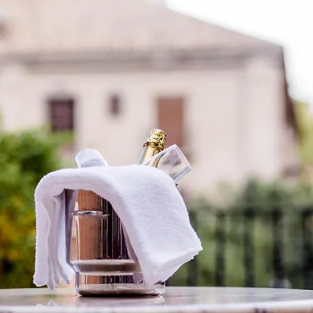 Boutique Almenas Hotel